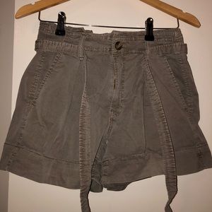 Paper Bag foldable shorts